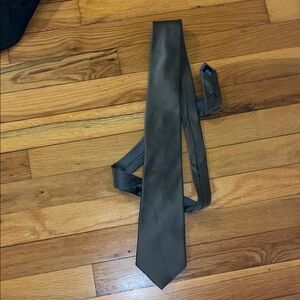 Elegant Gray Necktie